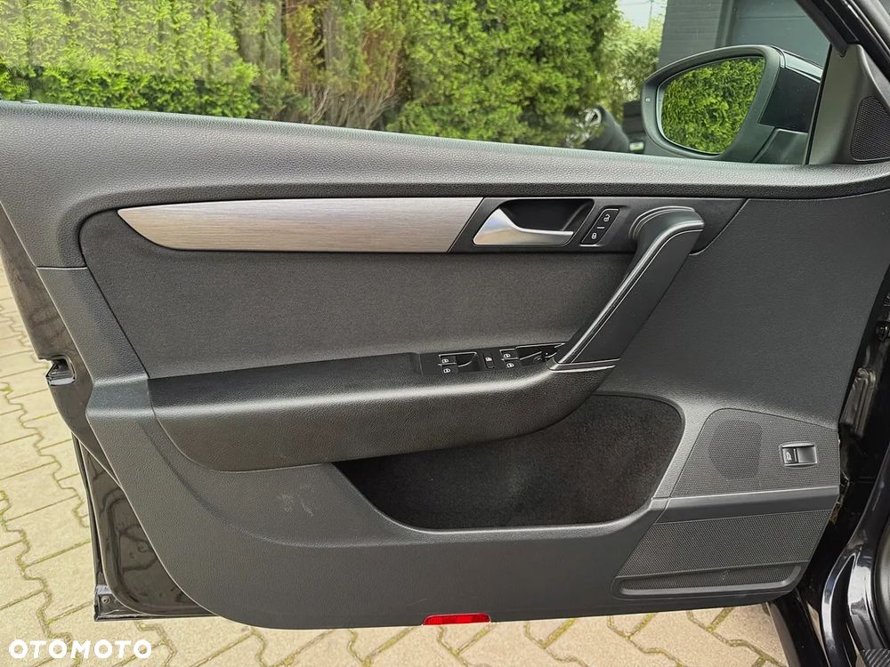 Volkswagen Passat 2.0 TDI Highline - 21