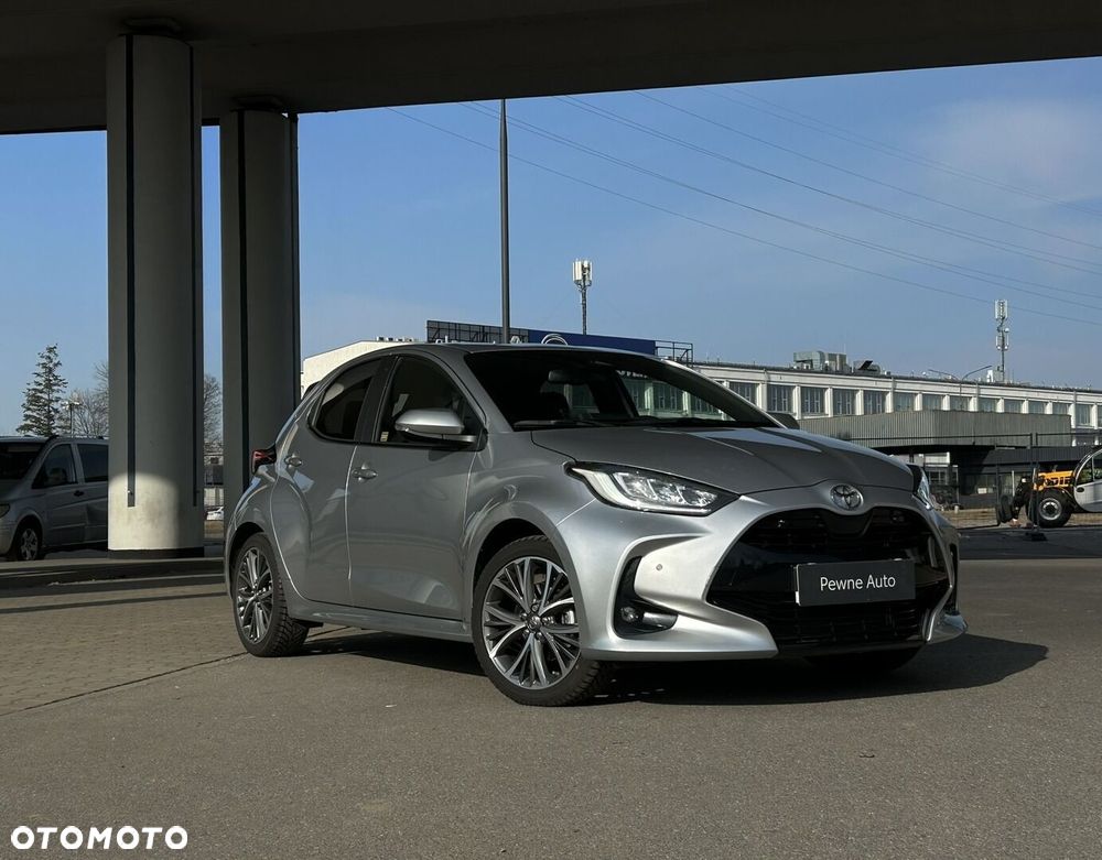 Toyota Yaris Hybrid 1.5 Executive - 4