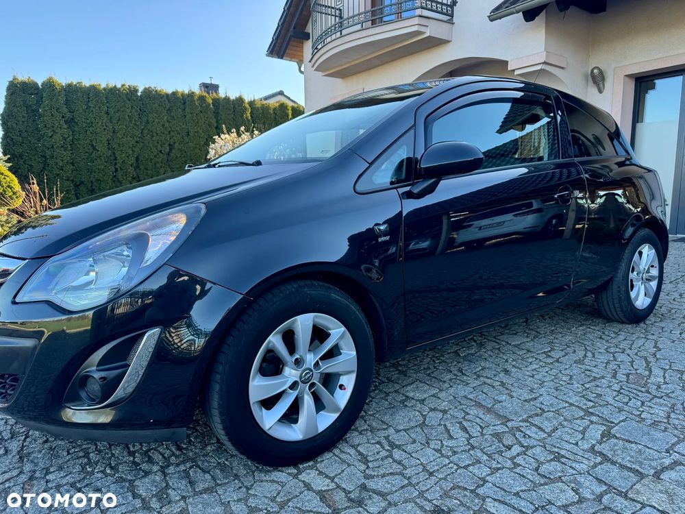 Opel Corsa 1.2 16V Energy - 9
