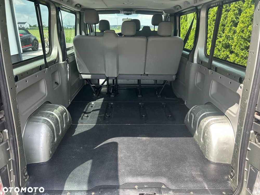 Opel Vivaro - 7