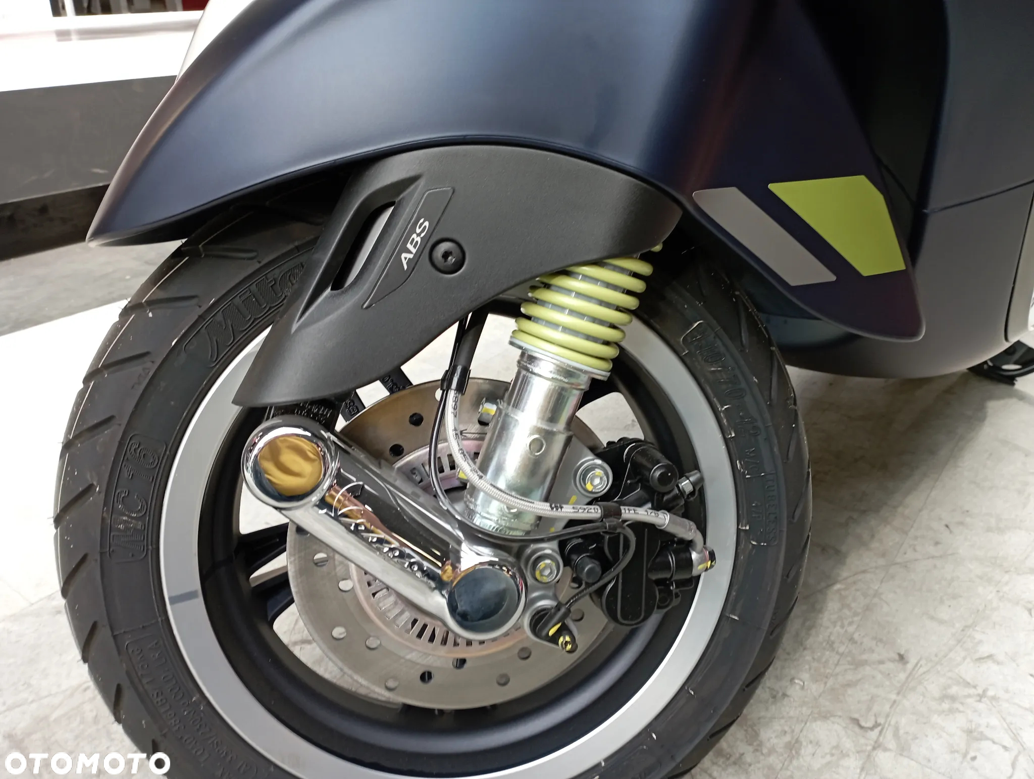 Vespa Primavera - 11