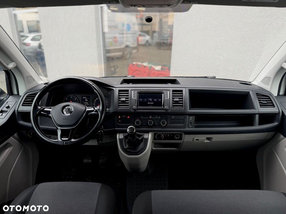 Volkswagen Transporter - 12