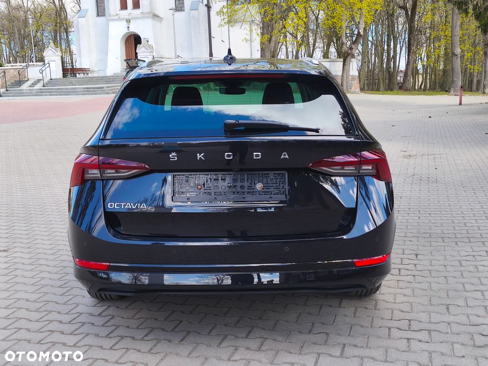 Skoda Octavia - 12