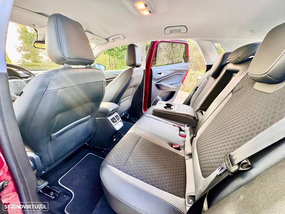 Opel Grandland X 1.2 T Business Edition - 12