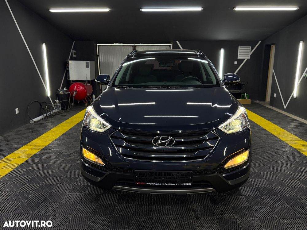 Hyundai Santa Fe Grand 2.2 CRDI 4WD Automatik Premium - 33