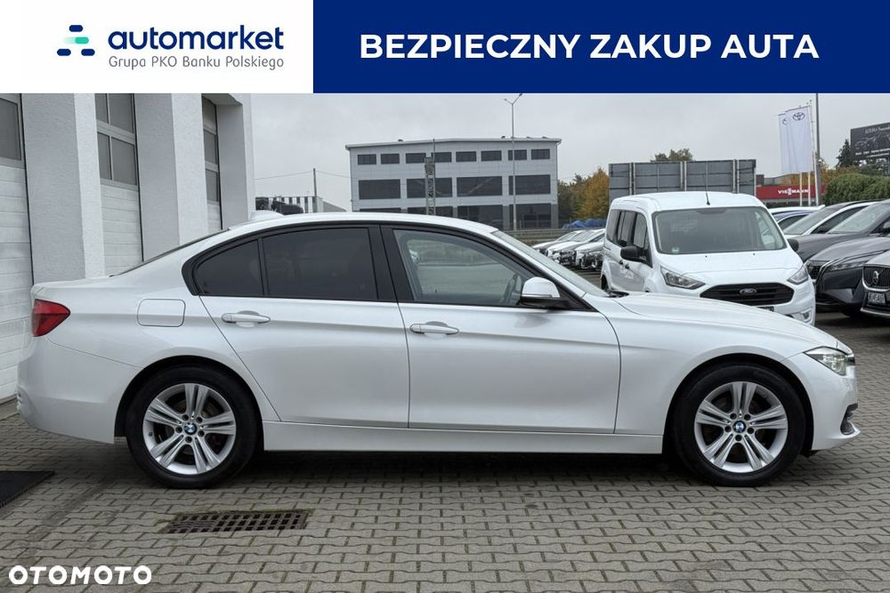 BMW Seria 3 320d xDrive Sport Line - 2