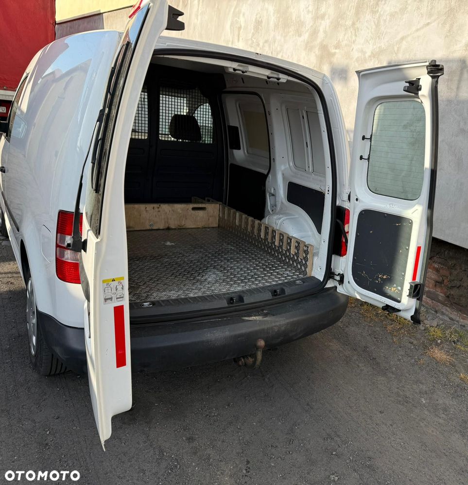 Volkswagen CADDY - 7