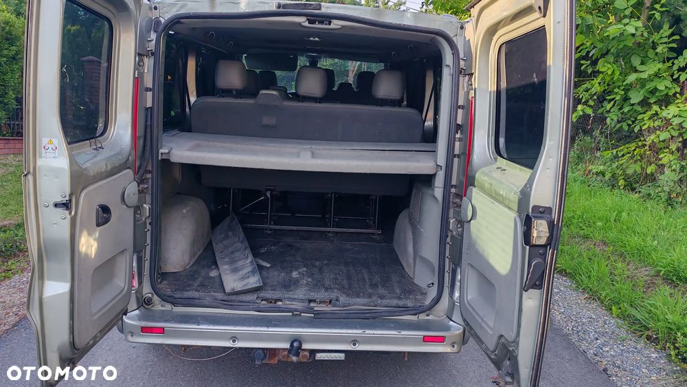 Opel Vivaro - 16