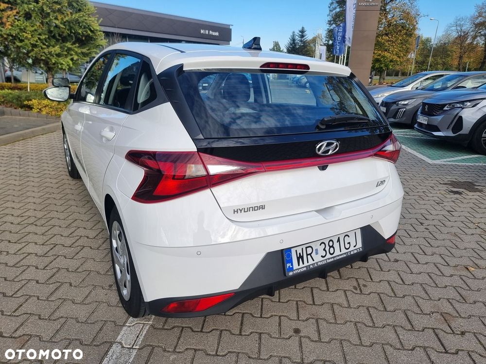 Hyundai i20 1.2 Pure - 16