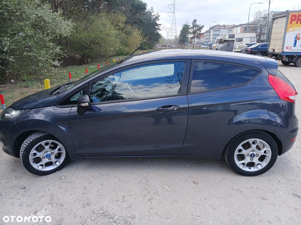Ford Fiesta 1.25 Celebration - 1