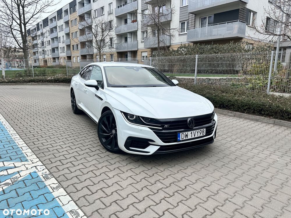 Volkswagen Arteon 2.0 TDI SCR R-Line DSG - 2