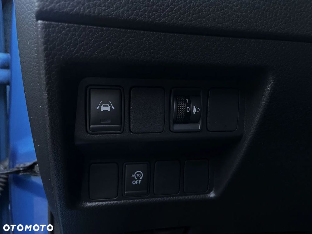 Nissan Qashqai 1.3 DIG-T N-CONNECTA - 34