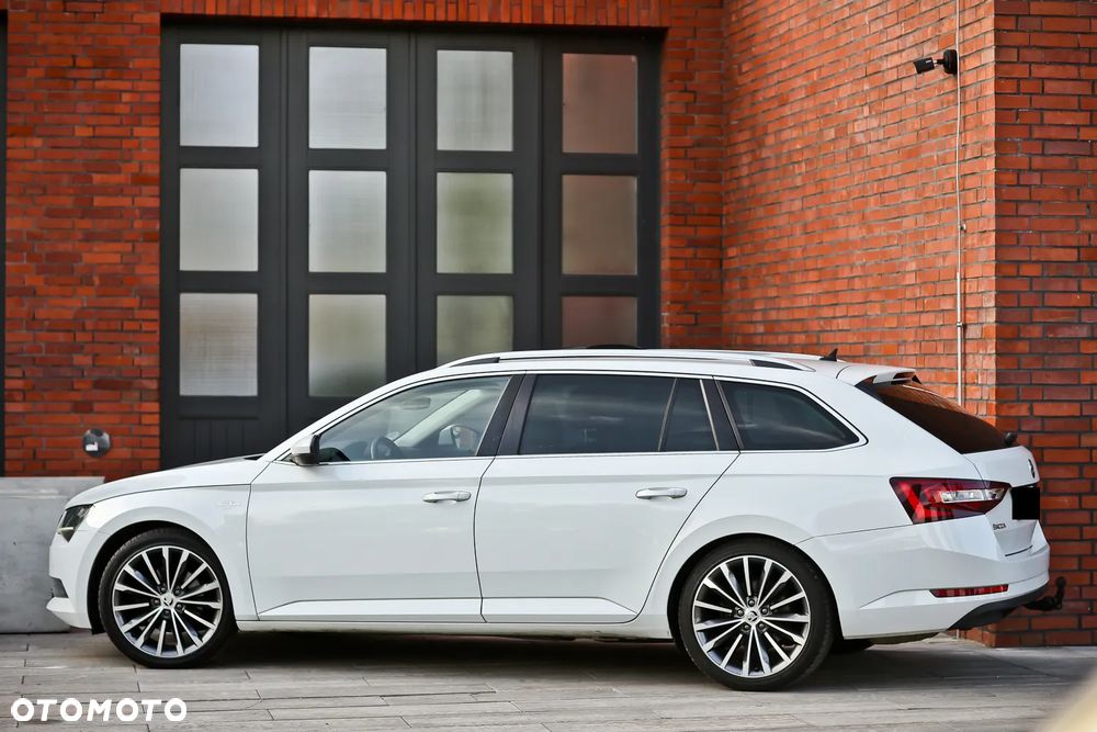 Skoda Superb 2.0 TDI 4x4 DSG L&K - 10