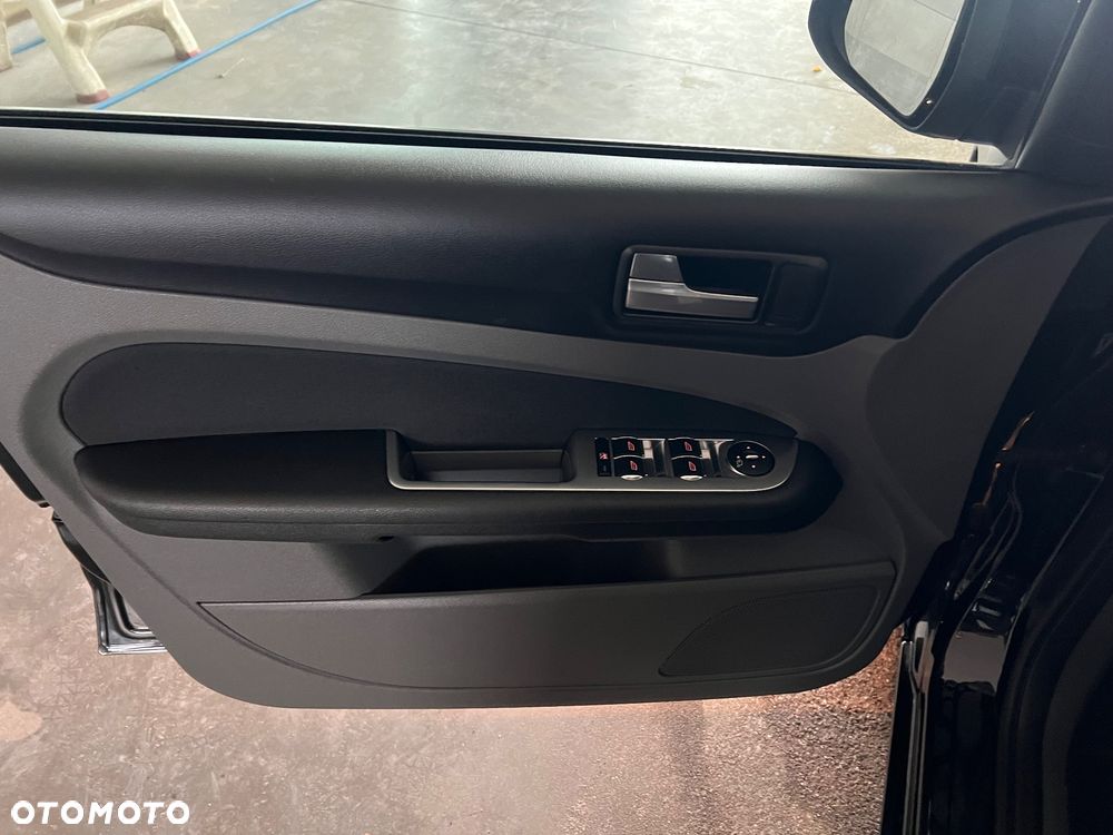 Ford Focus 1.6 TDCi Trend ECOnetic - 14