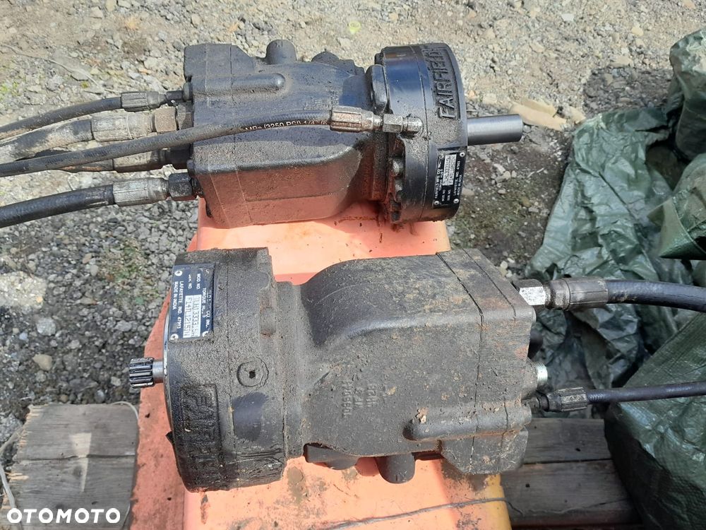 JLG 450AJ- silnik jazdy Danfos z przekładnią, zwyżka , podnośnik koszowy. - 7