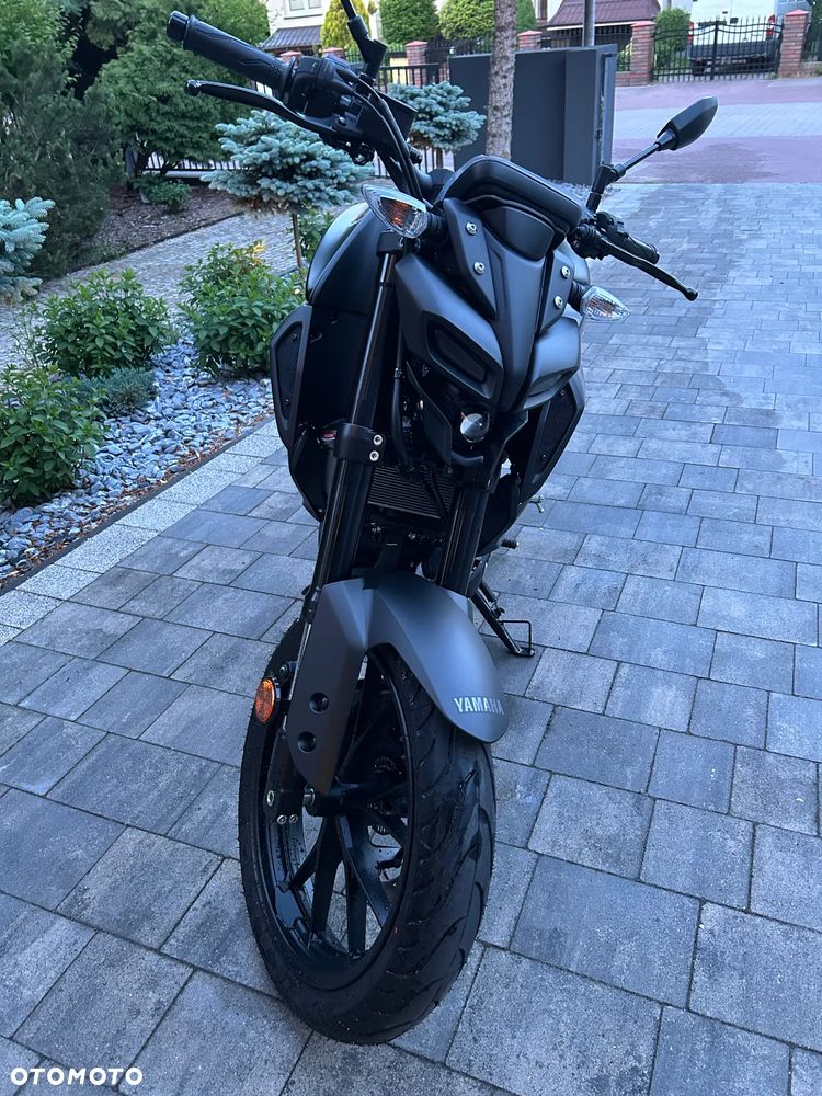 Yamaha MT - 2