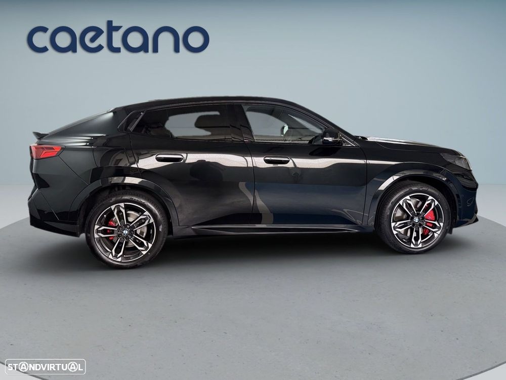 BMW iX2 eDrive20 Pack Desportivo M Pro - 2
