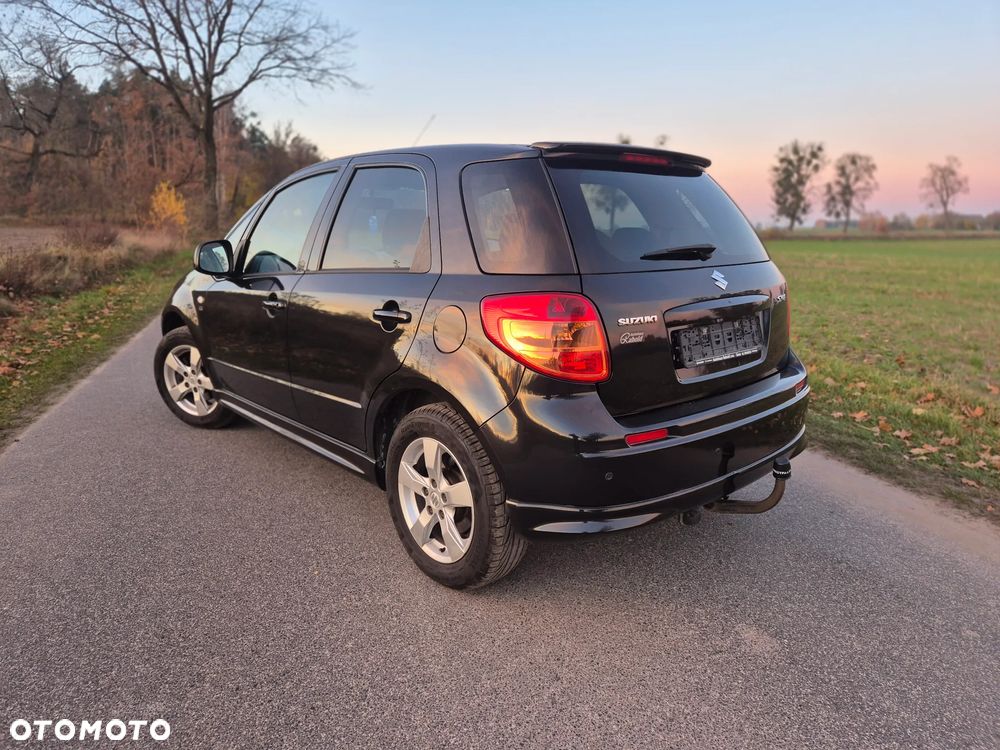 Suzuki SX4 1.6 Premium - 2