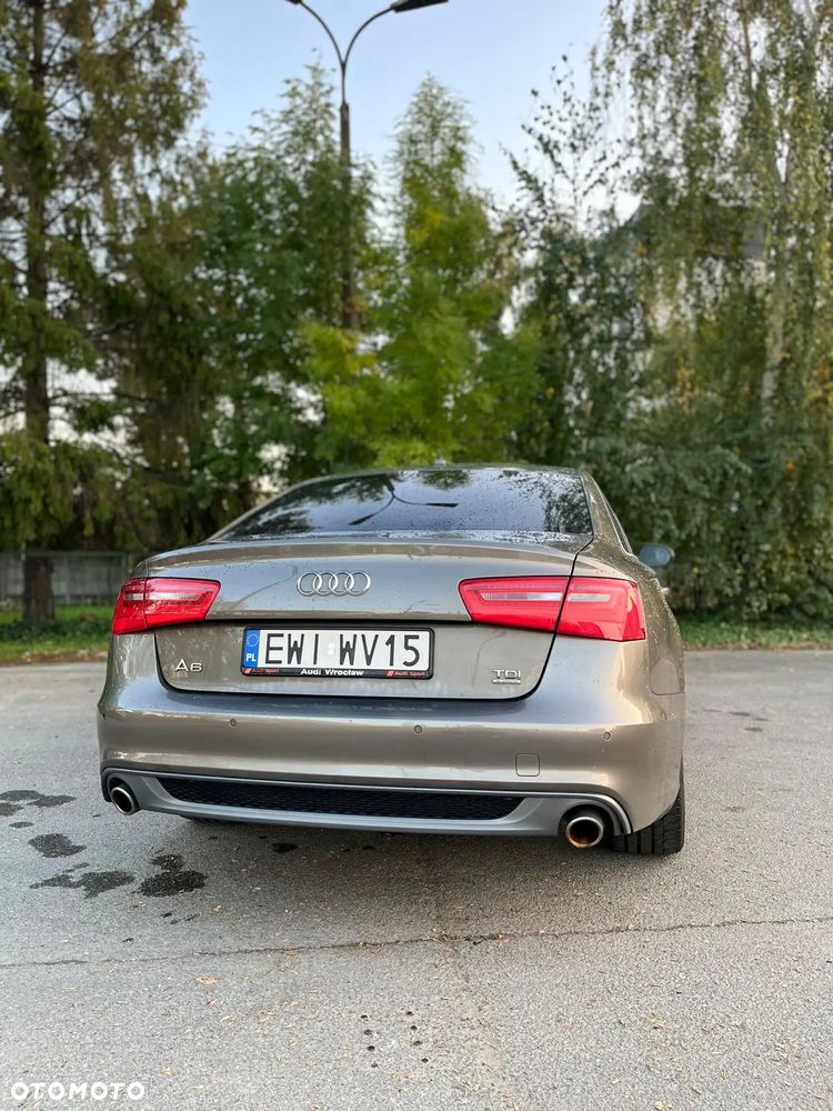 Audi A6 - 6