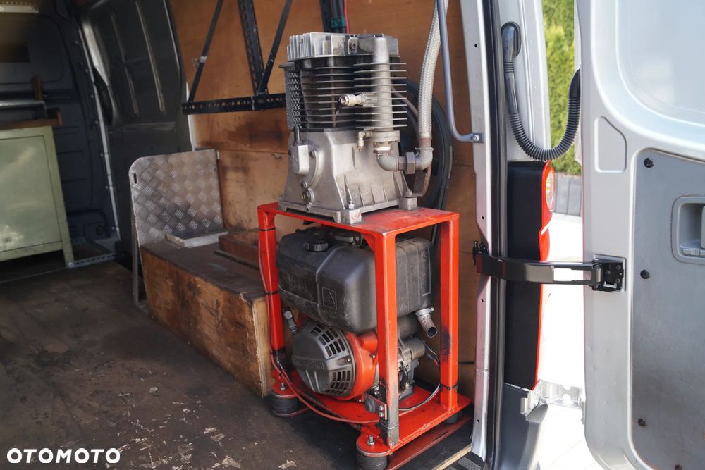 Volkswagen Crafter - 18