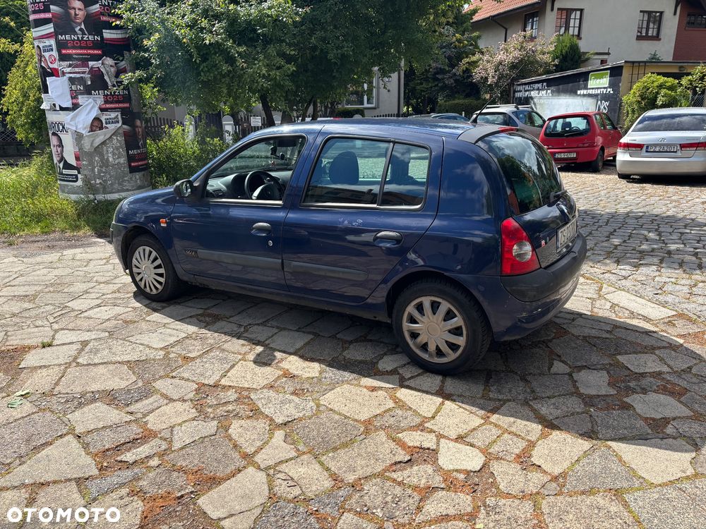 Renault Clio 1.2 16V Authentique - 4