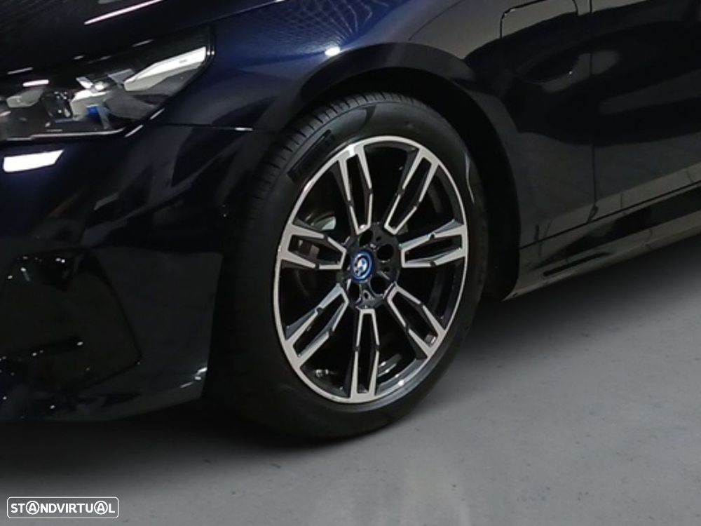 BMW 530 e Pack M - 10