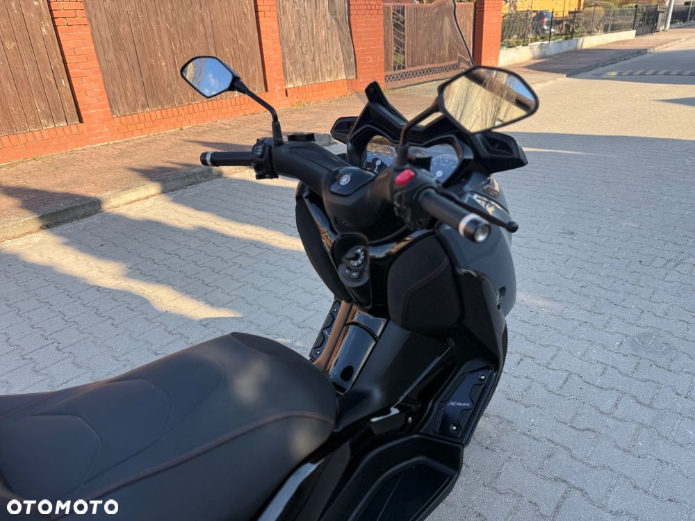Yamaha X-max - 11