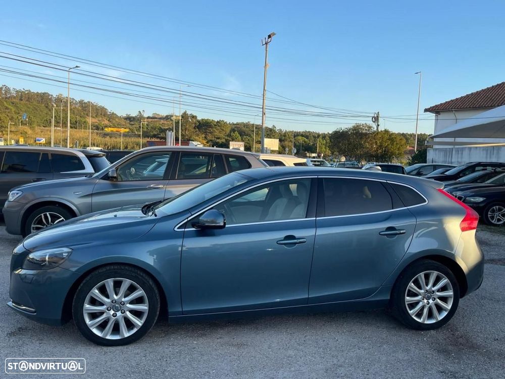 Volvo V40 1.6 D2 Summum - 2