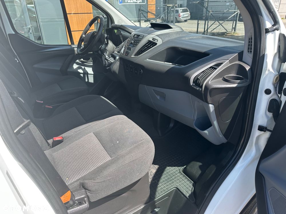 Ford Transit Custom 2.2 125ps 2014r L2H2 stan extra - 22