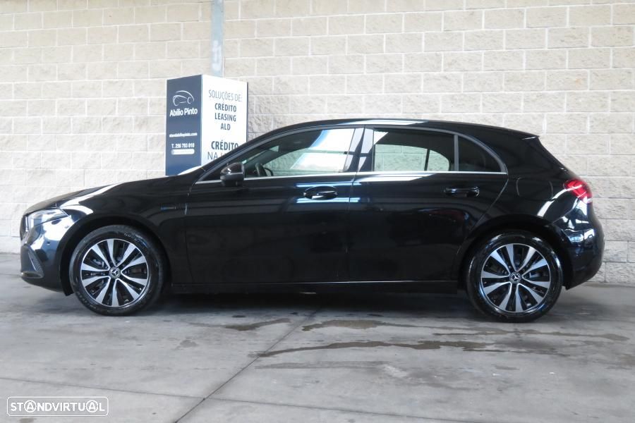 Mercedes-Benz A 250 e Style Plus - 3