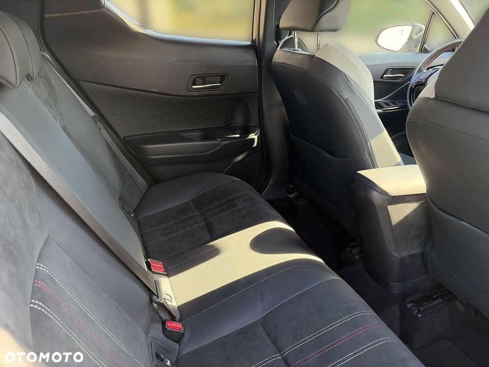 Toyota C-HR 1.8 Hybrid GPF GR Sport - 16