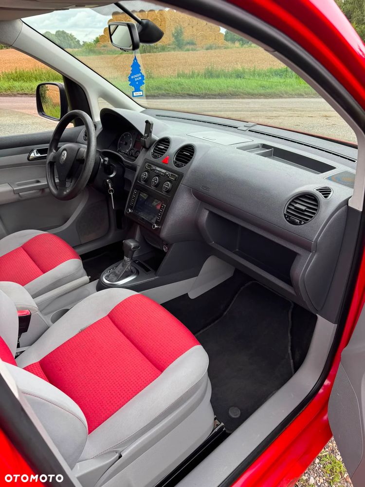 Volkswagen Caddy Maxi Life DSG - 6
