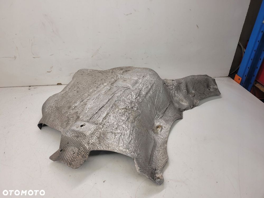 OSŁONA TERMICZNA PODŁOGI AUDI A8 D3 4E0825711D - 4