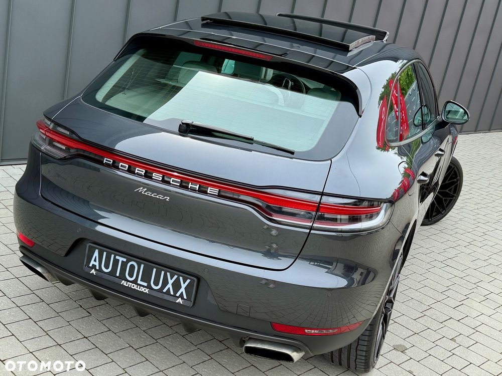 Porsche Macan - 32