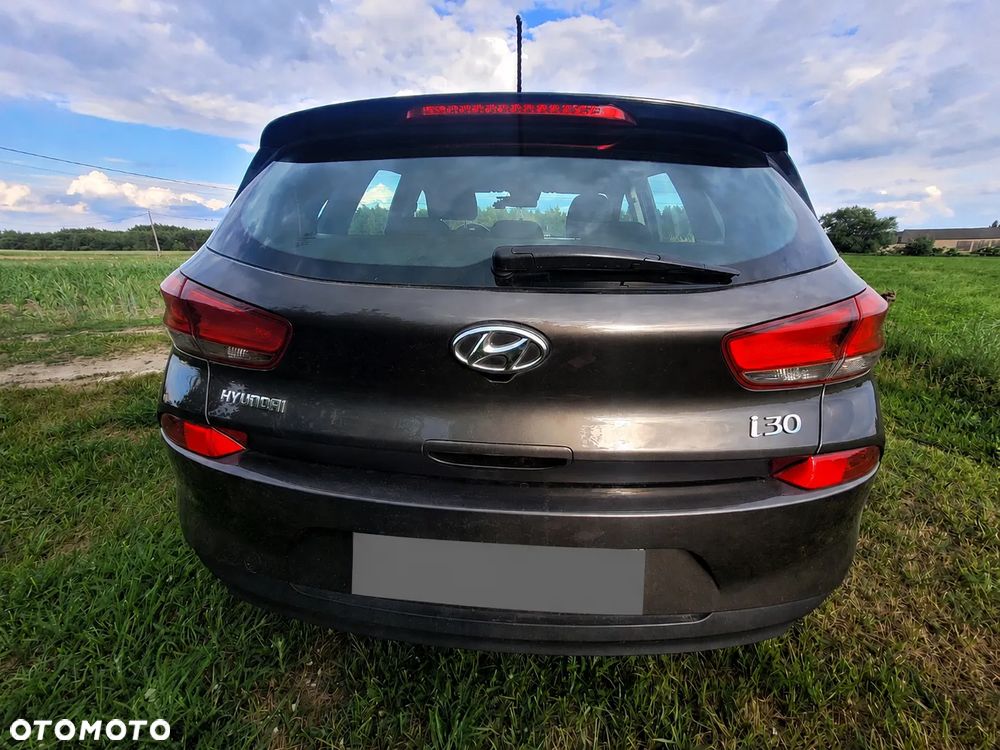 Hyundai i30 1.4 Classic + - 7