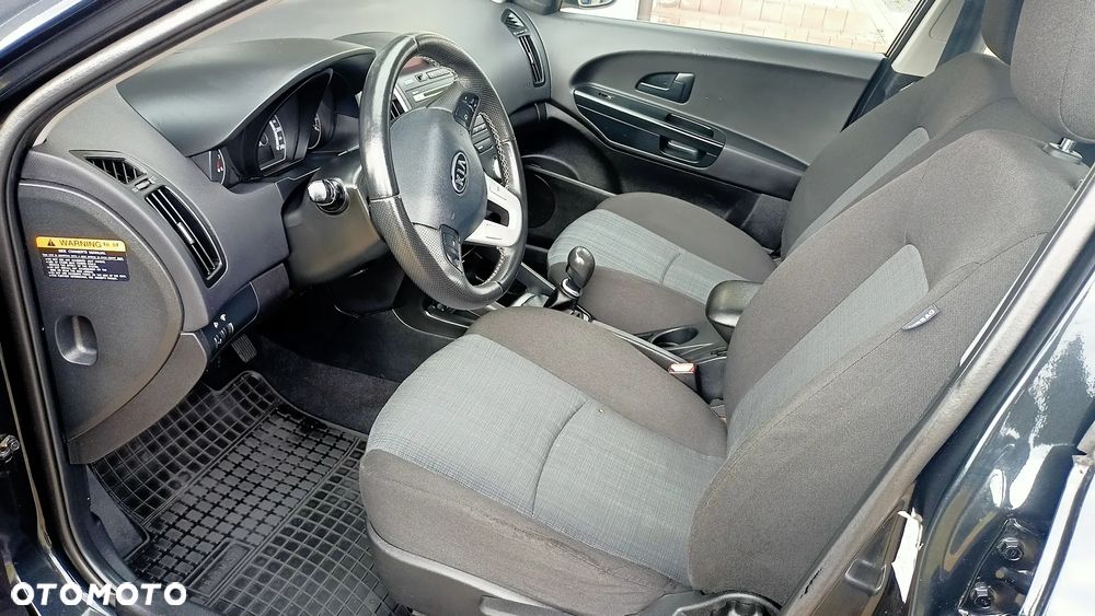 Kia Ceed 1.4 Comfort - 10