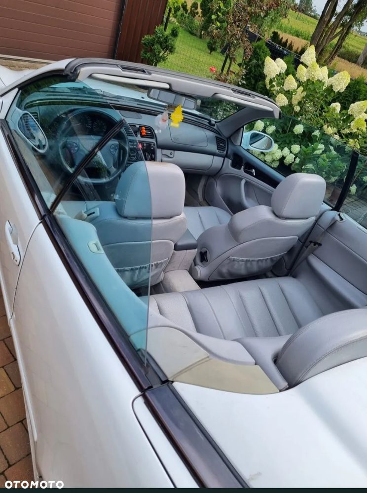 Mercedes-Benz CLK - 4
