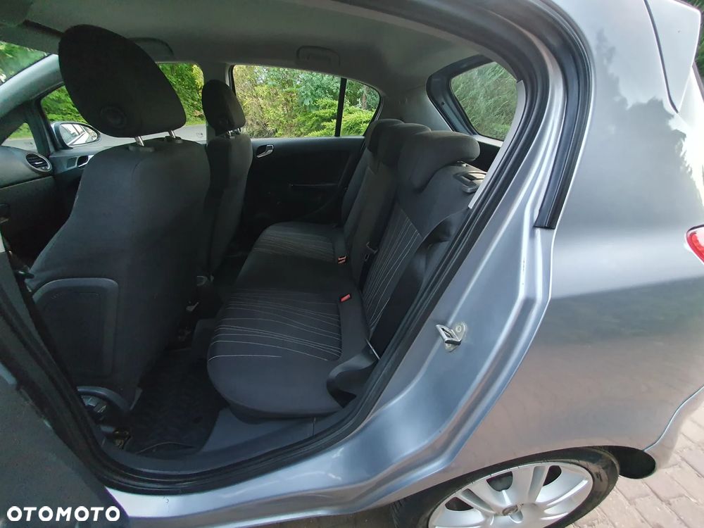 Opel Corsa 1.2 16V Edition - 11
