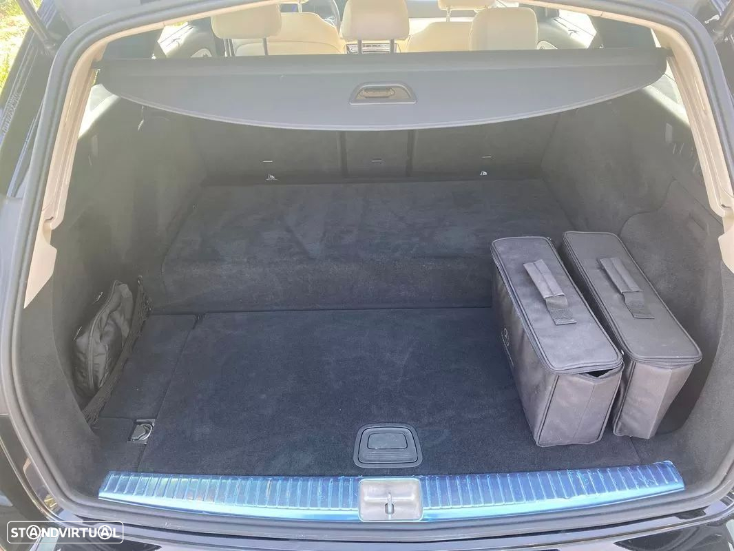 Mercedes-Benz E 300 de Exclusive Line - 23