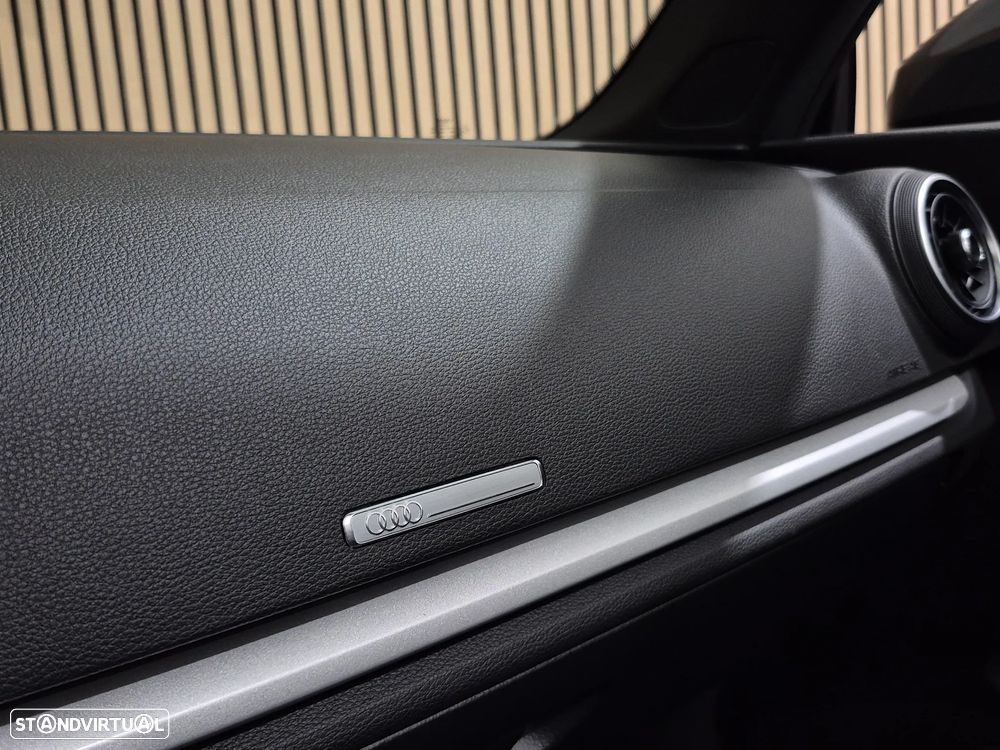 Audi A3 Cabrio 1.6 TDi Sport - 29