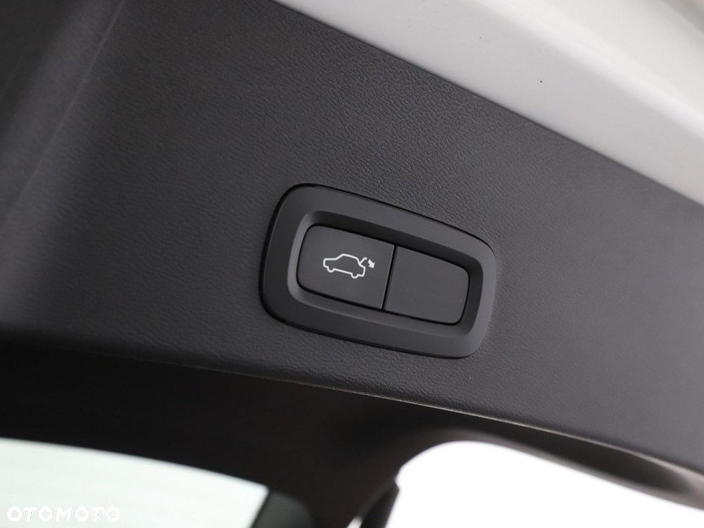 Volvo XC 40 T3 - 38