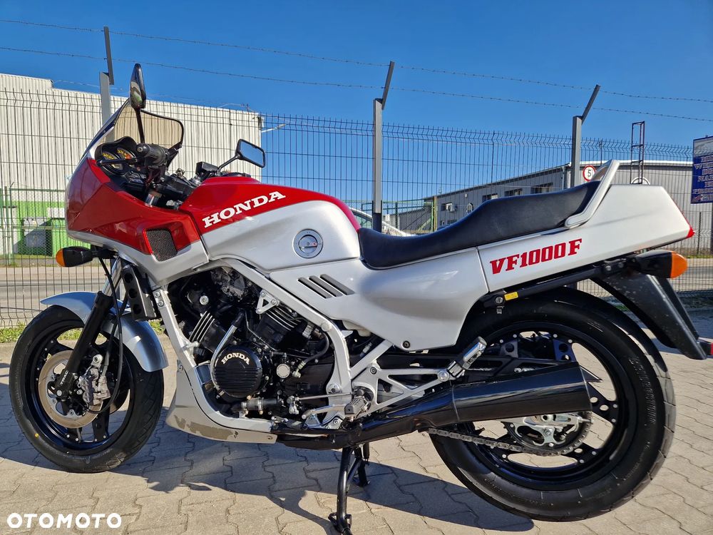 Honda VF - 2