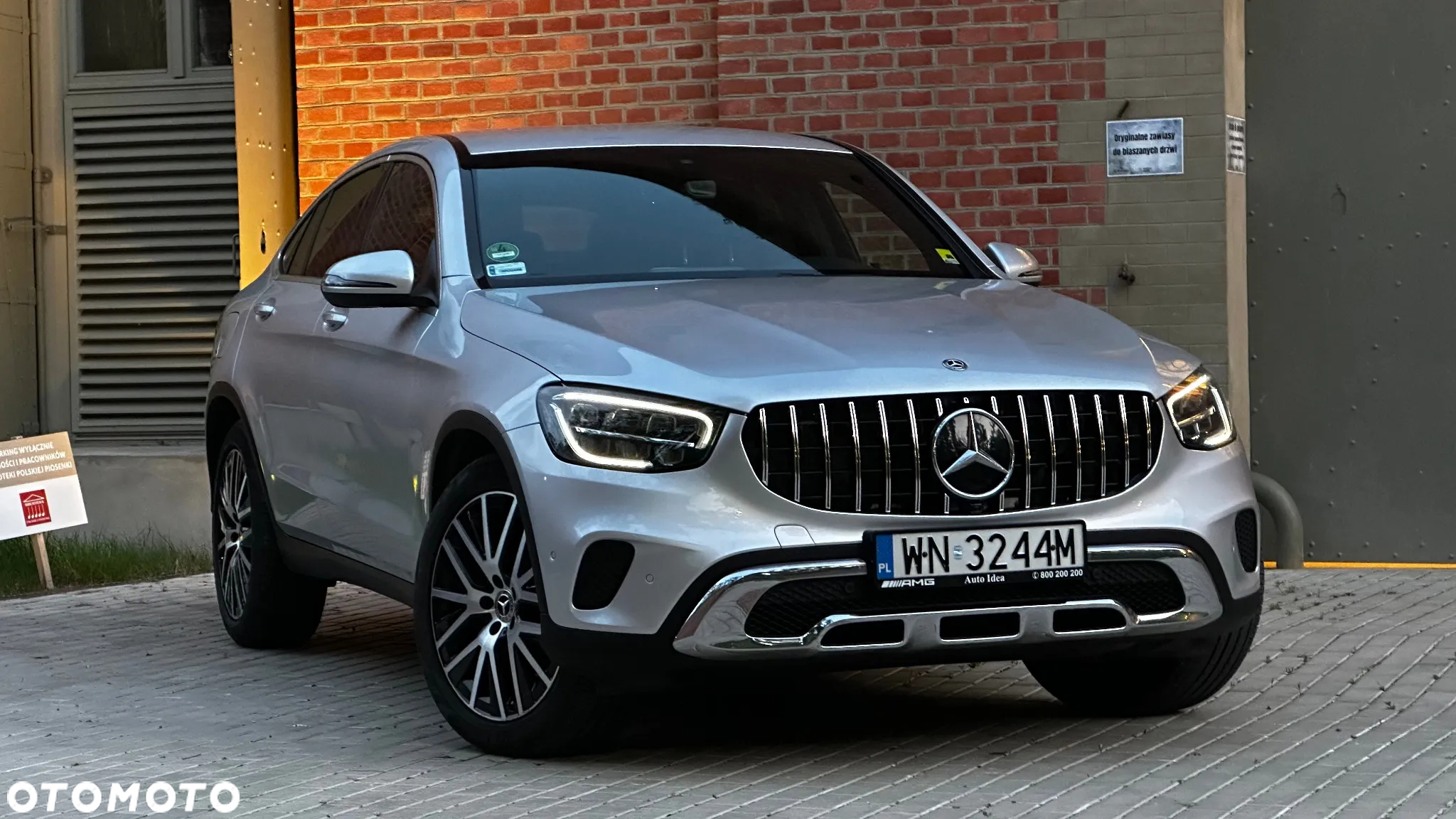 Mercedes-Benz GLC - 13