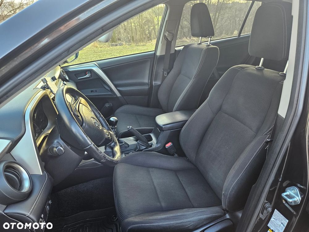 Toyota RAV4 2.0 D-4D Premium 4x2 - 9