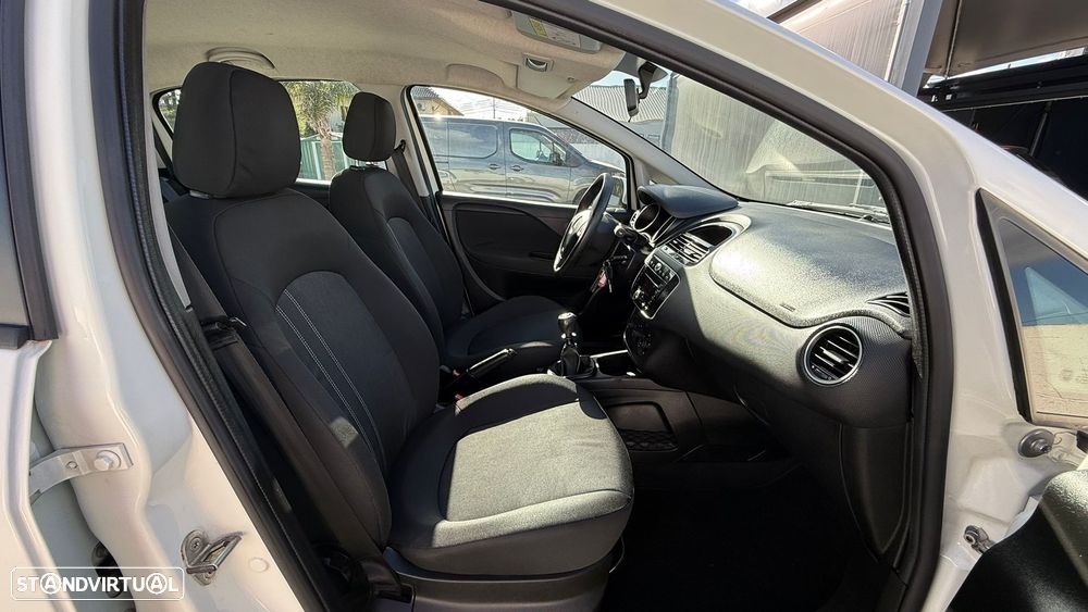 Fiat Punto 1.2 Young S&S - 17