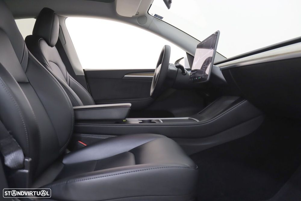 Tesla Model Y Tração Traseira - 11
