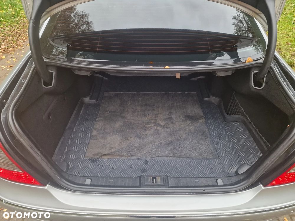 Mercedes-Benz Klasa E 220 CDI Automatik Elegance - 17