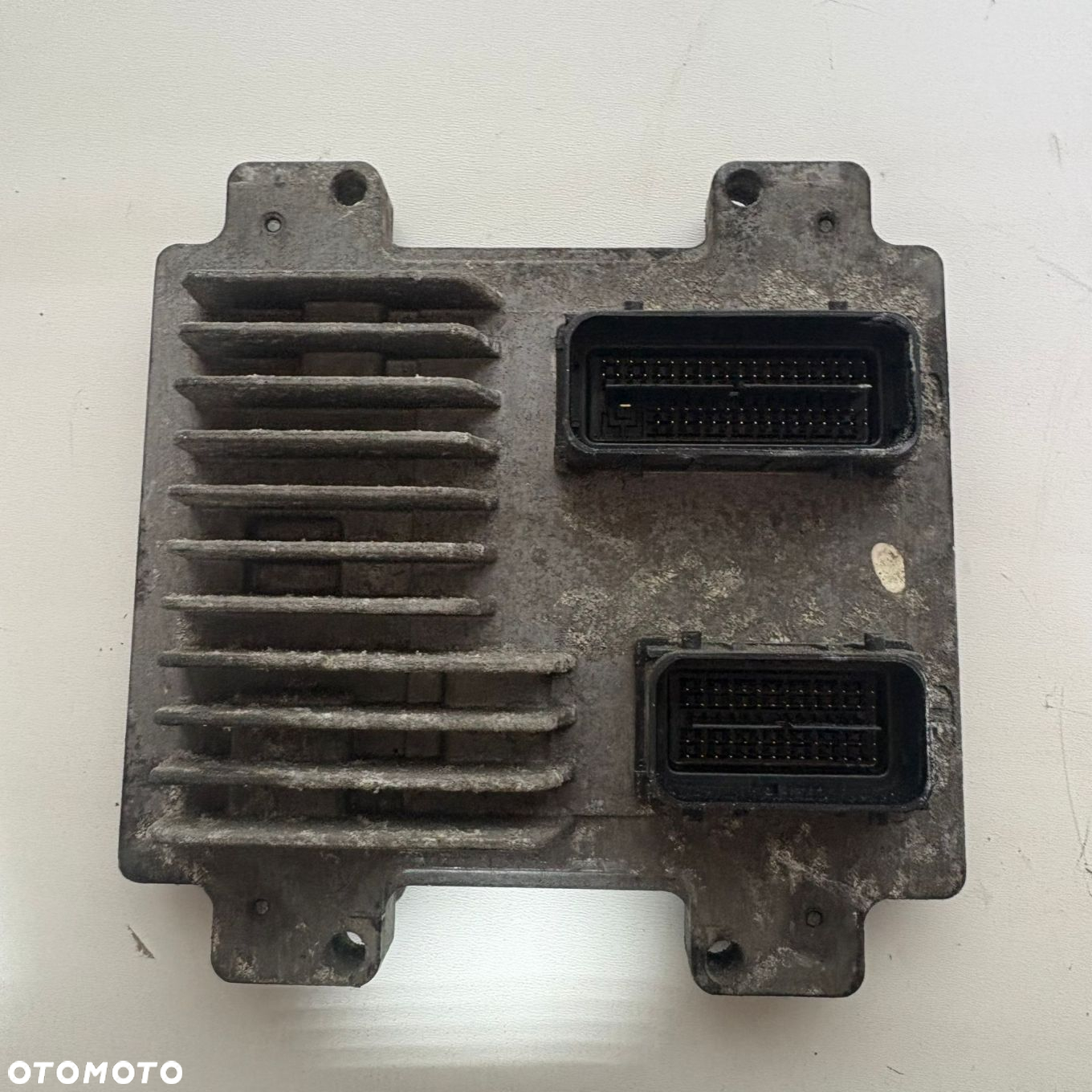 KOMPUTER STEROWNIK OPEL CORSA D LIFT 1.4 16V E83 55583750 AA5L - 2
