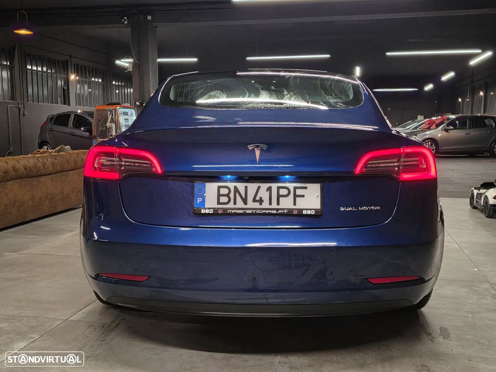 Tesla Model 3 - 38
