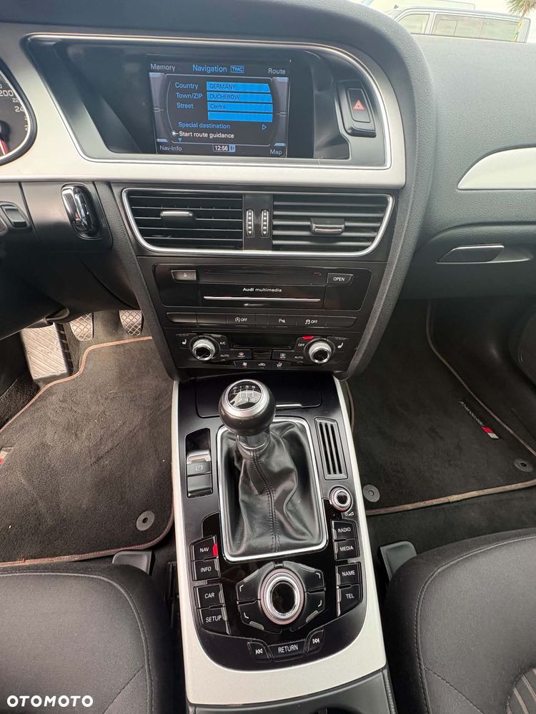 Audi A4 Avant - 8